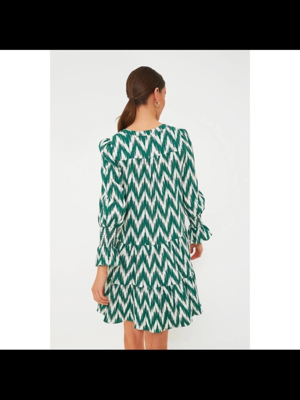 Pomander Place Tuckernuck Green White Ikat Zig Zag Print Tiered Dress Size M - Picture 7 of 14